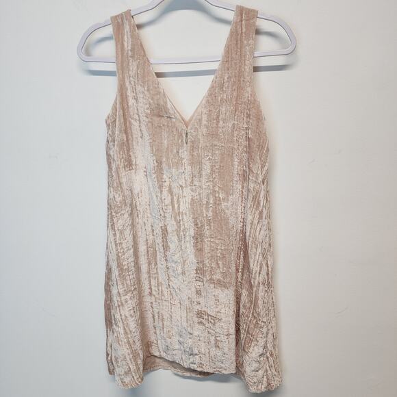 Ann Taylor Crushed Velvet Tank Swing Mini Dress Size 2P Blush Lined V-neck Glam - Picture 4 of 13